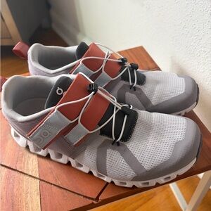 On Women’s Running Shoes 7.5 (Grey/Orange)
